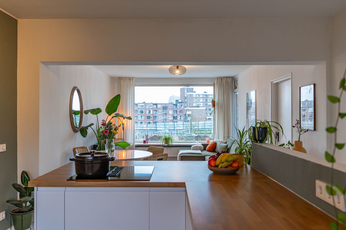 Photo 10 of Van Leeuwenhoekstraat 10