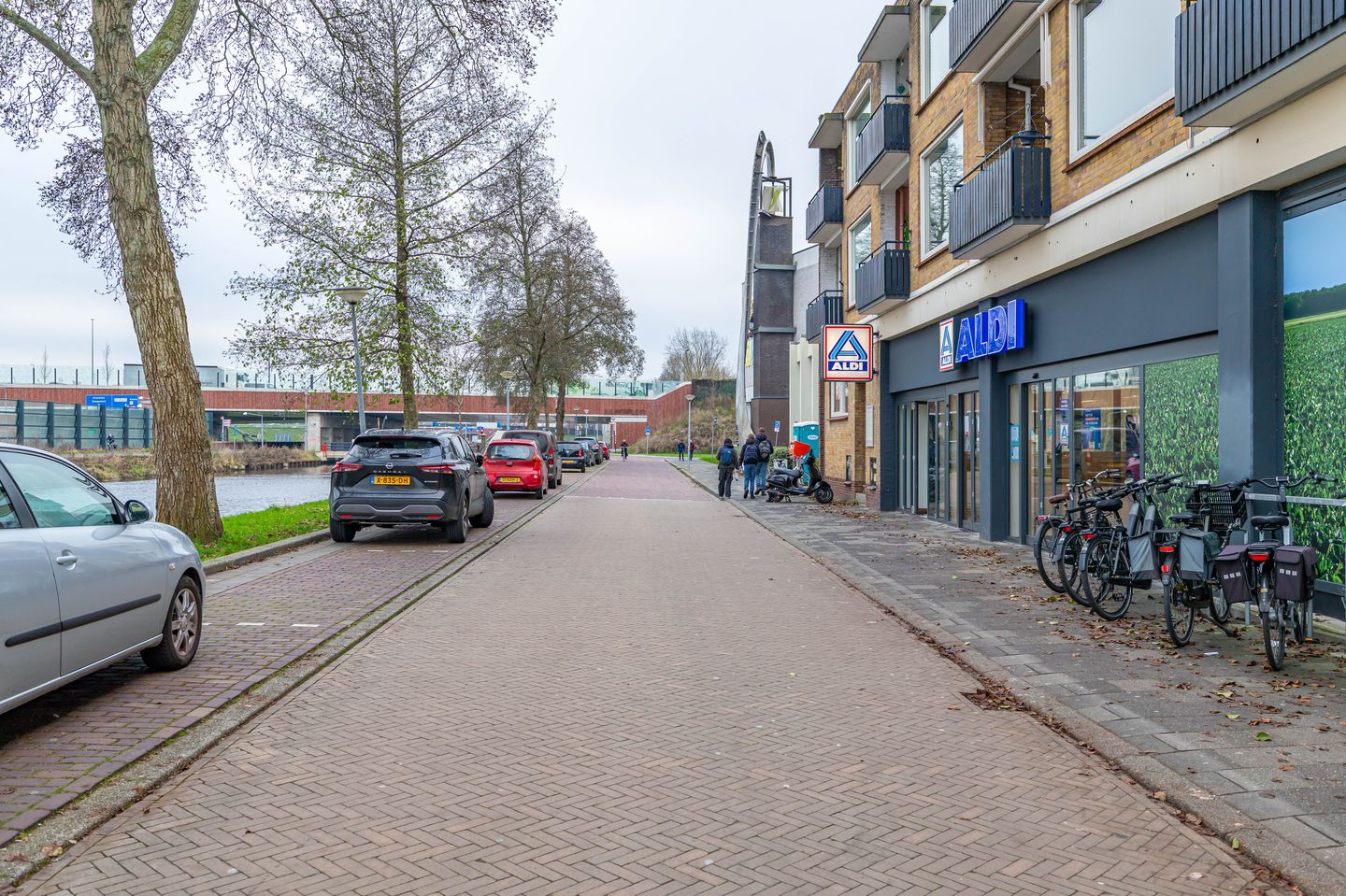 Photo 34 of Van Leeuwenhoekstraat 10