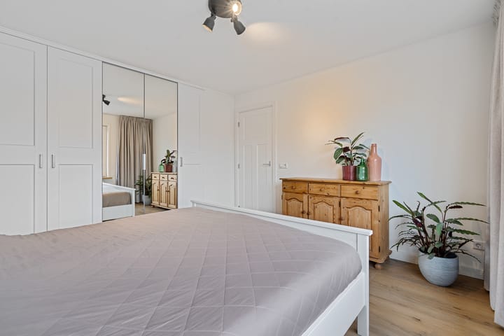 Foto 28 van Binderstraat 46