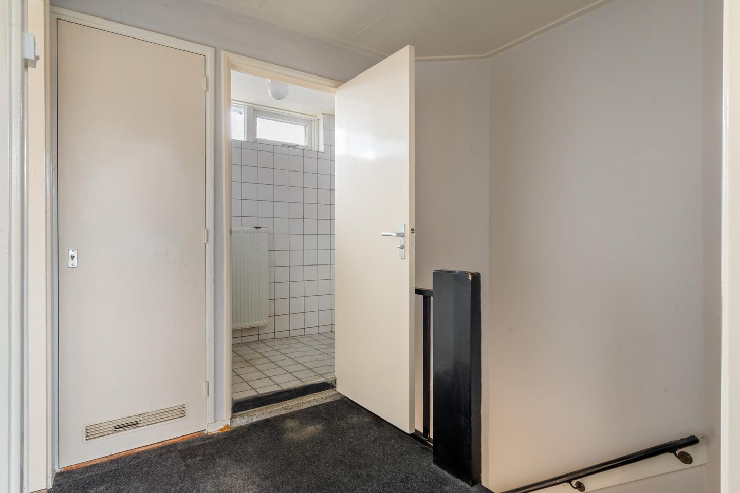 Foto 19 van van Limburg Stirumstraat 3