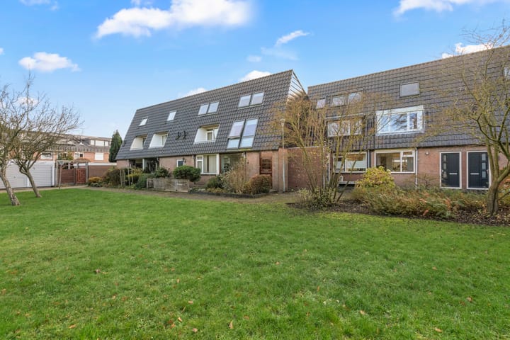 Foto 36 van Jane Addamsstraat 84