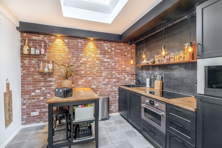 Photo 2 of Dorpsstraat 28