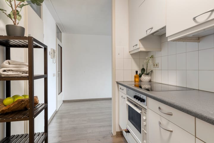 Foto 28 van Leenderweg 60-B