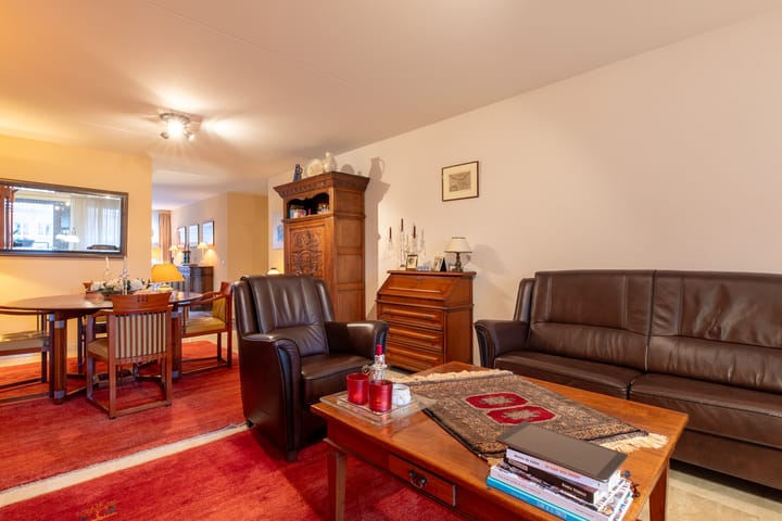 Foto 4 van Sphinxlunet 83-E