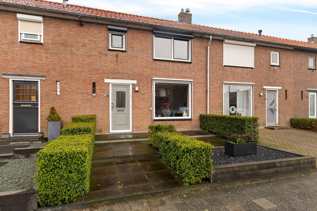 Photo 1 of Dokter Baxstraat 15