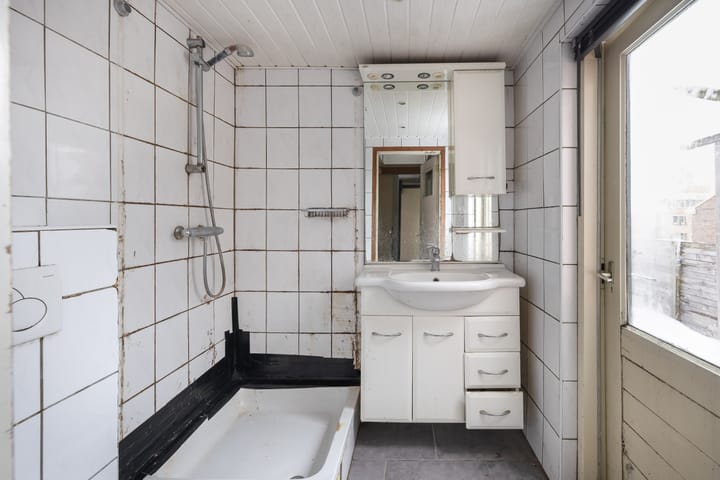 Foto 16 van Graaf van Bloisstraat 84