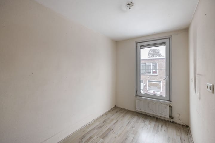 Foto 22 van Graaf van Bloisstraat 84