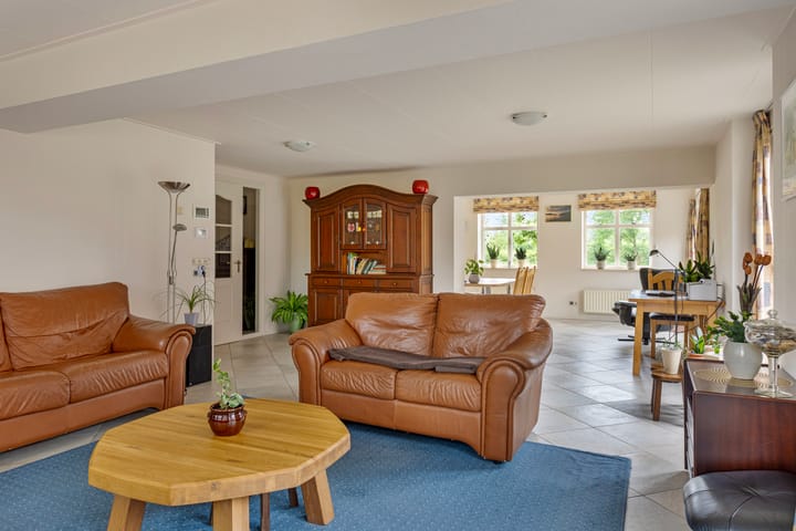 Photo 13 of Veenweg 15