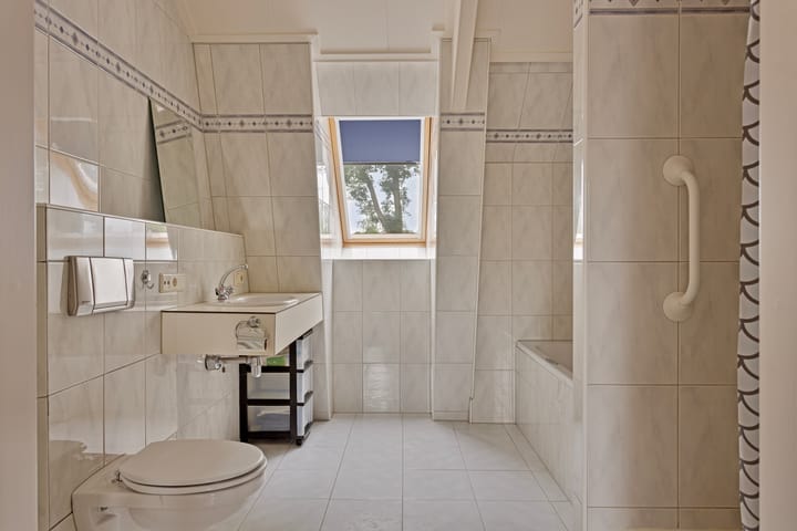 Photo 24 of Veenweg 15