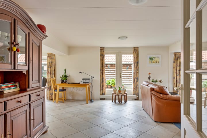 Photo 10 of Veenweg 15