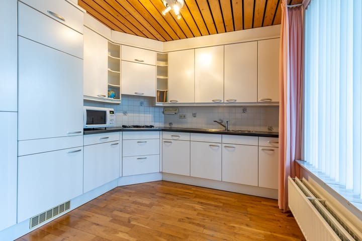 Foto 11 van Pieter de Hoogstraat 9