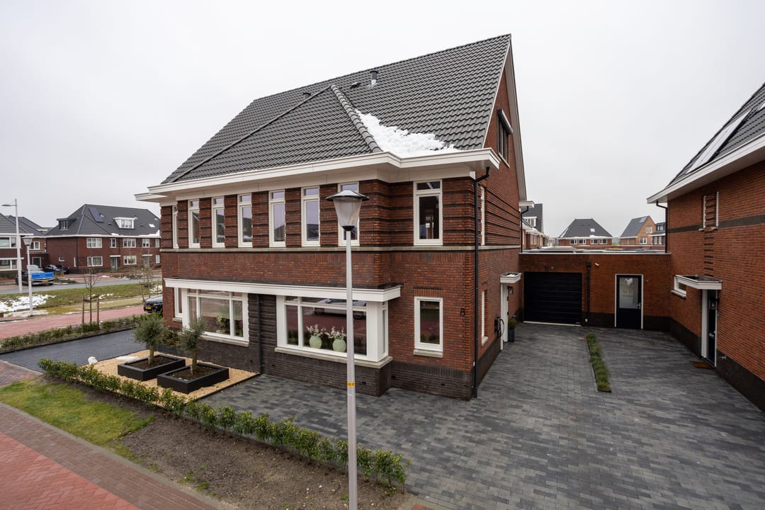 Foto 2 van André van den Heuvelstraat 8