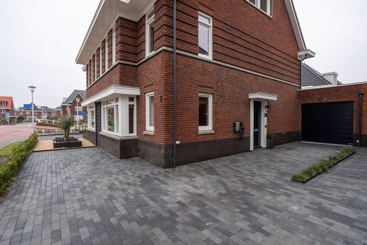 Foto 5 van André van den Heuvelstraat 8