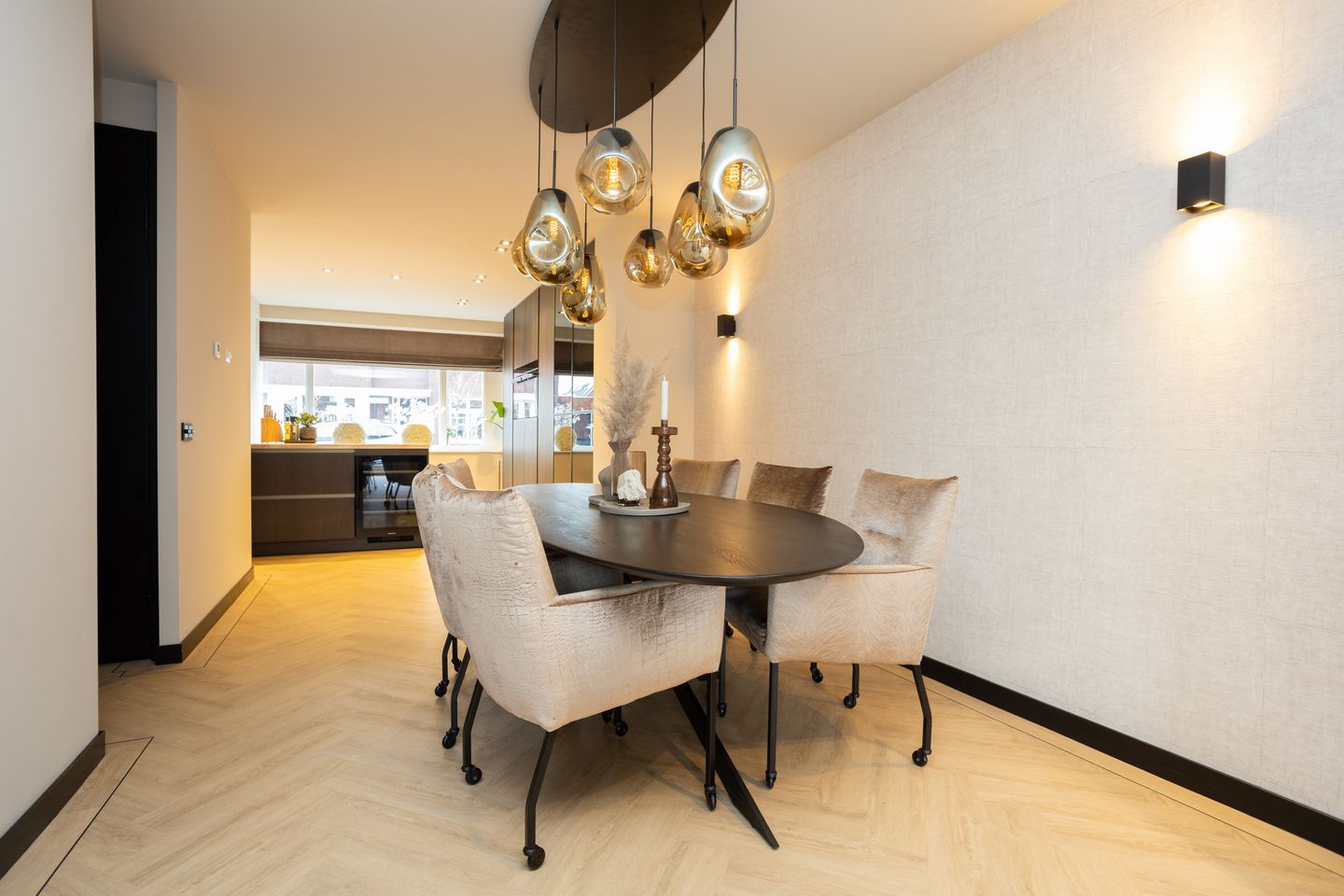 Foto 19 van André van den Heuvelstraat 8