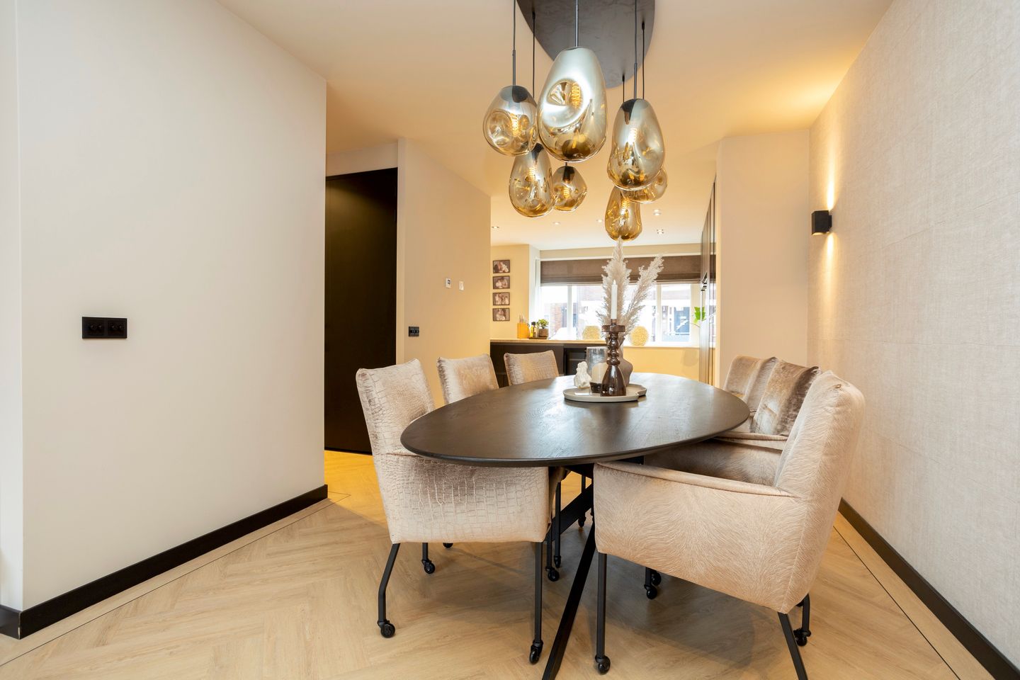 Foto 20 van André van den Heuvelstraat 8