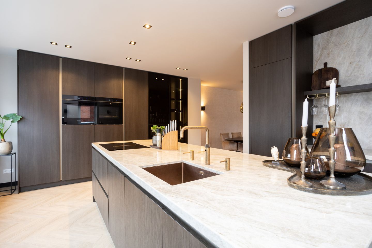 Foto 29 van André van den Heuvelstraat 8