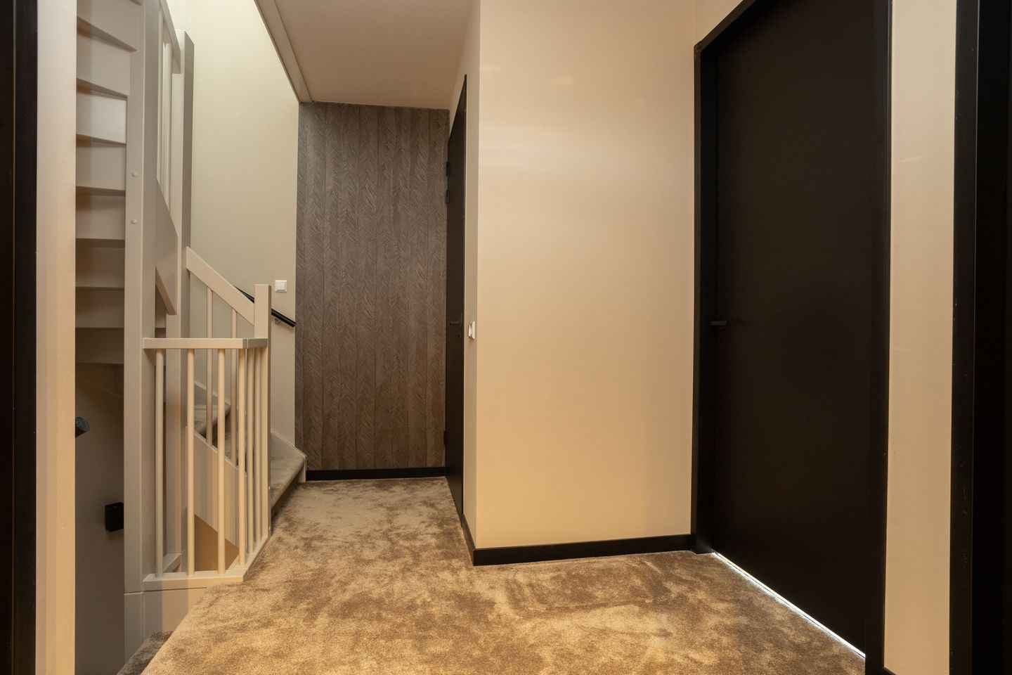 Foto 35 van André van den Heuvelstraat 8