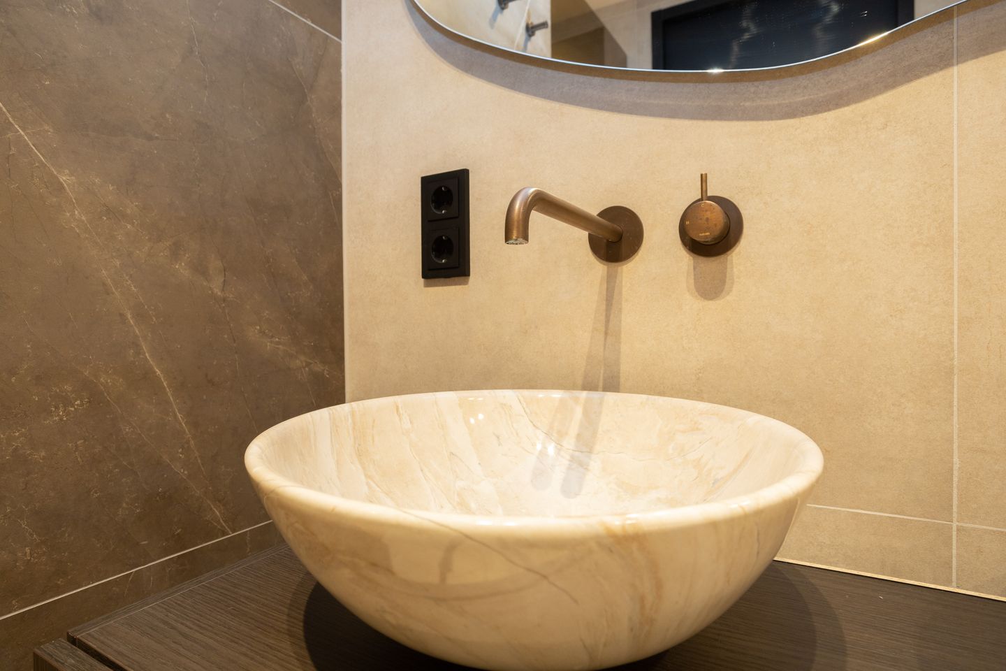 Foto 49 van André van den Heuvelstraat 8