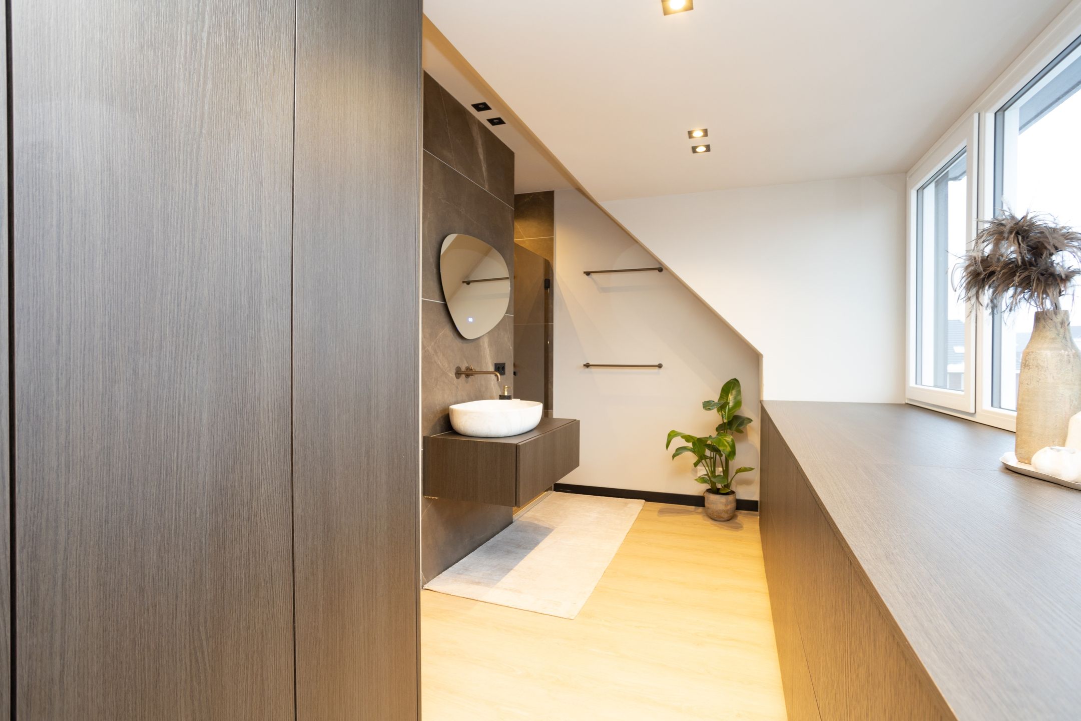 Foto 60 van André van den Heuvelstraat 8