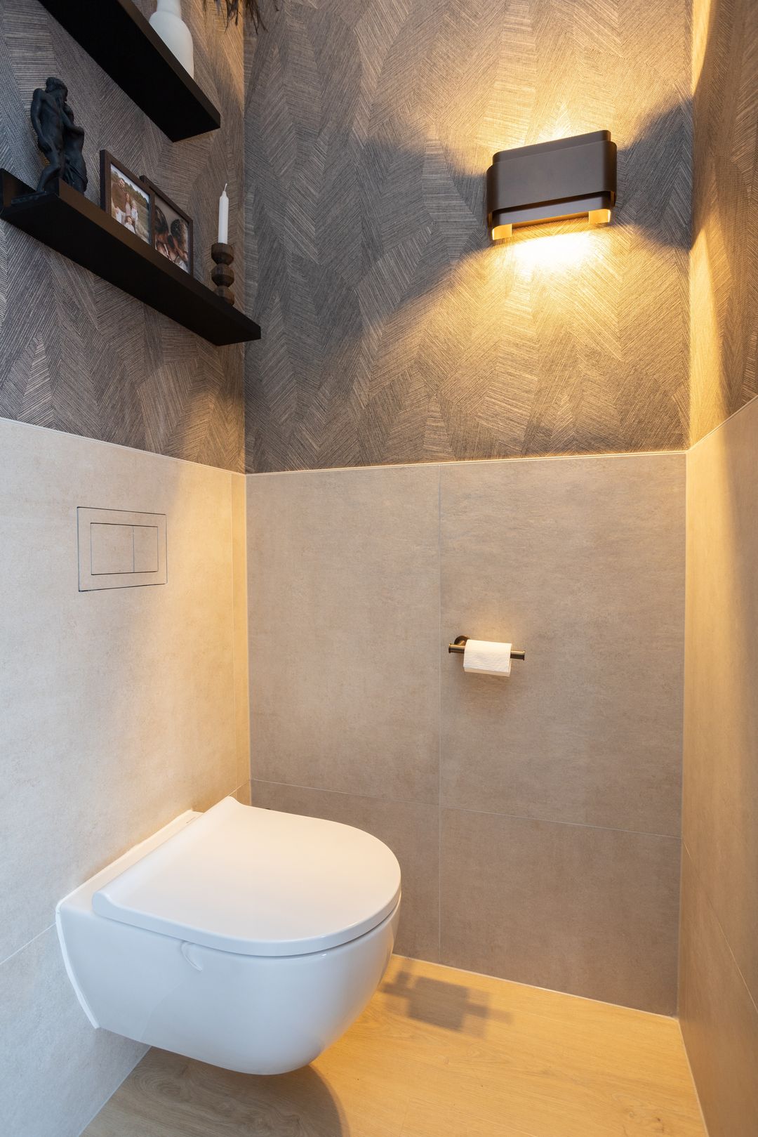 Foto 67 van André van den Heuvelstraat 8