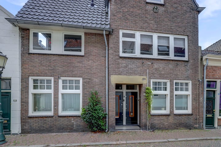 Foto 35 van Spieringstraat 19