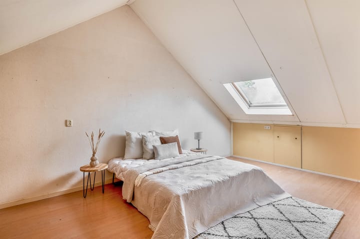 Foto 28 van Glenn Millerweg 151