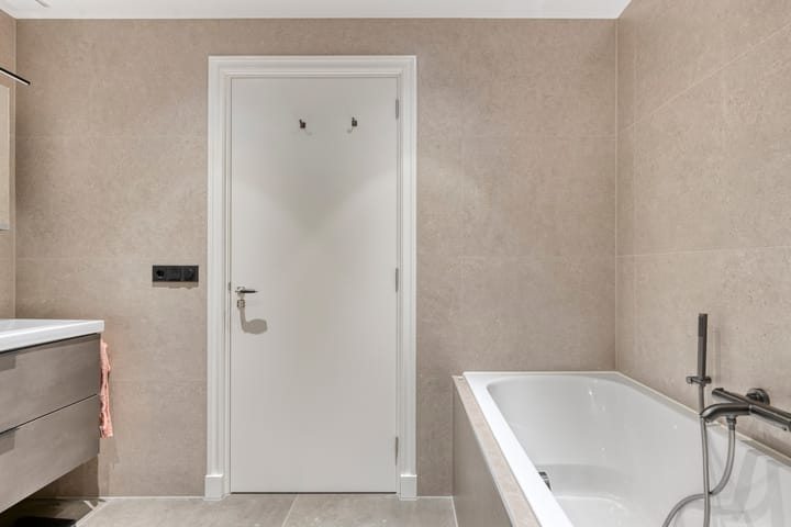 Foto 26 van Generaal van Hamsingel 8