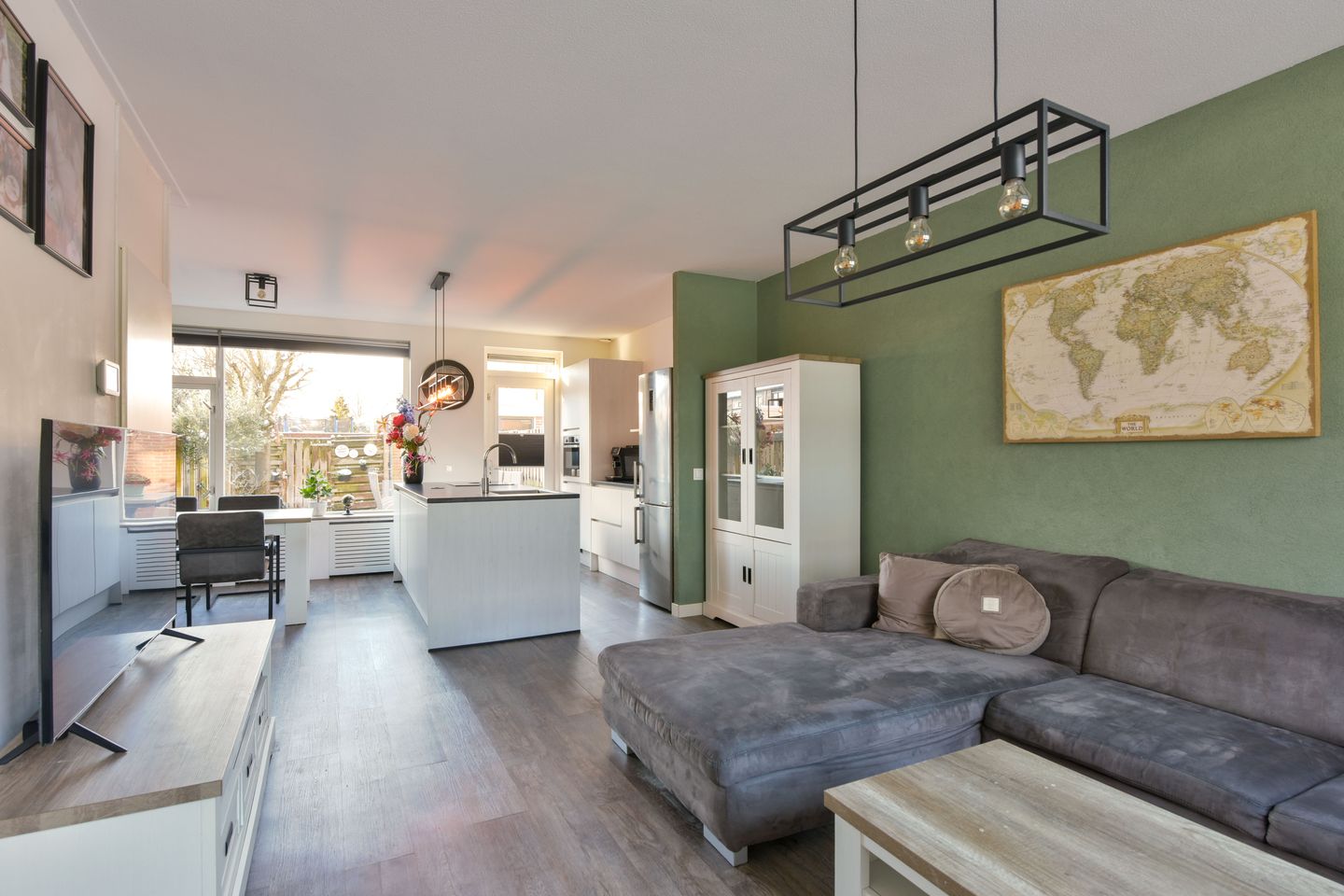 Foto 5 van Klaproos 15