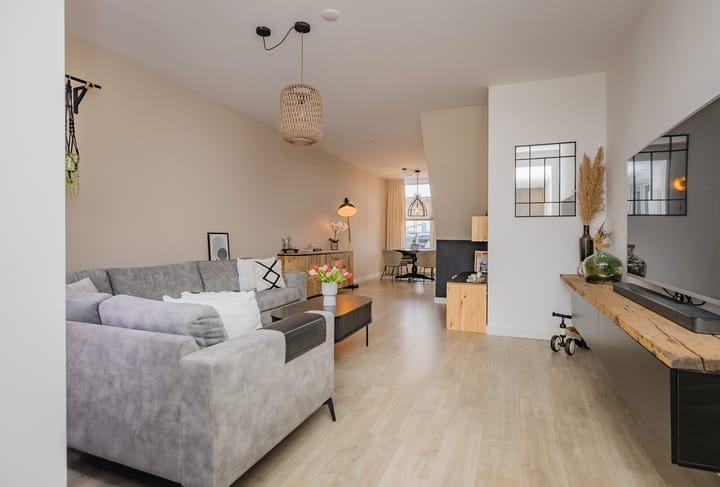 Foto 2 van IJmuiderstraatweg 65