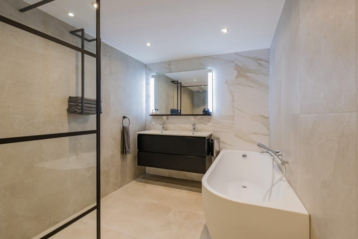 Foto 4 van IJmuiderstraatweg 65