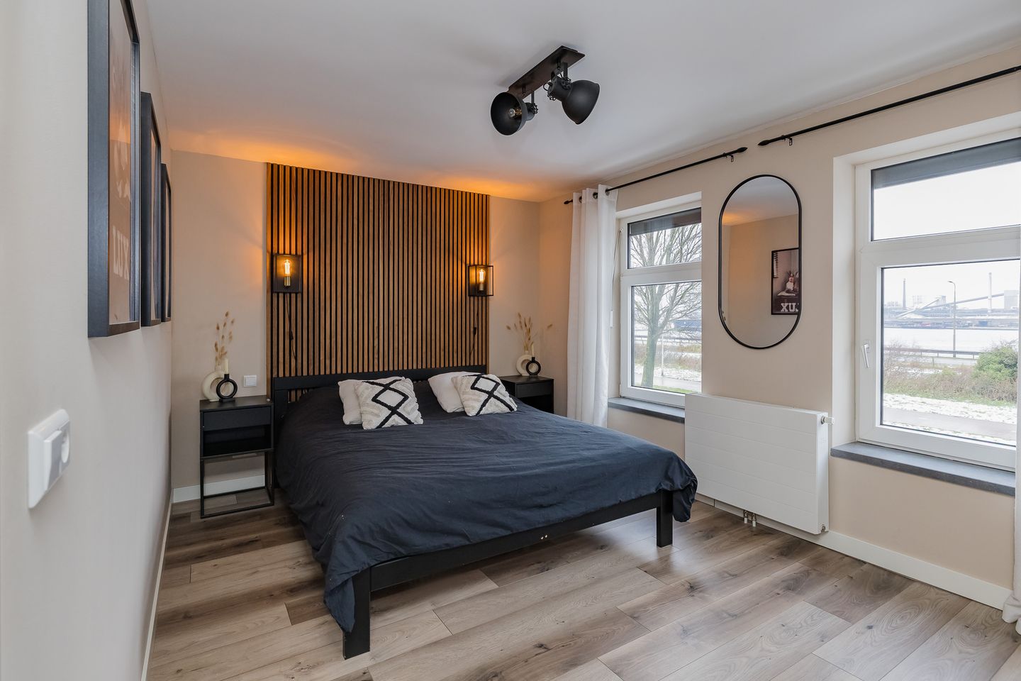 Foto 5 van IJmuiderstraatweg 65