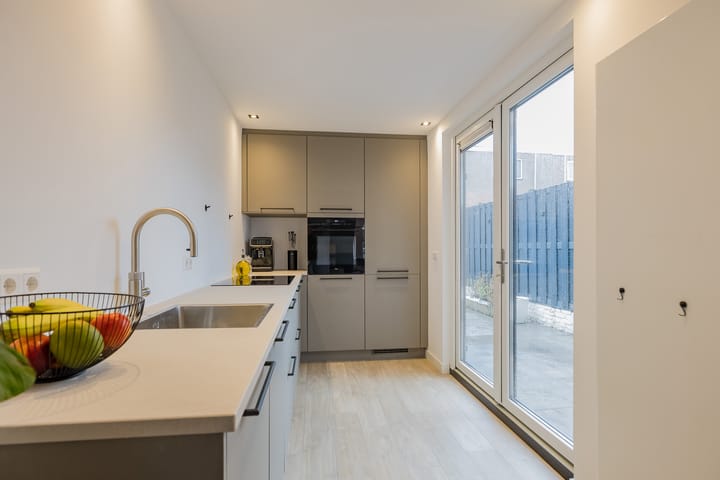 Photo 22 of IJmuiderstraatweg 65