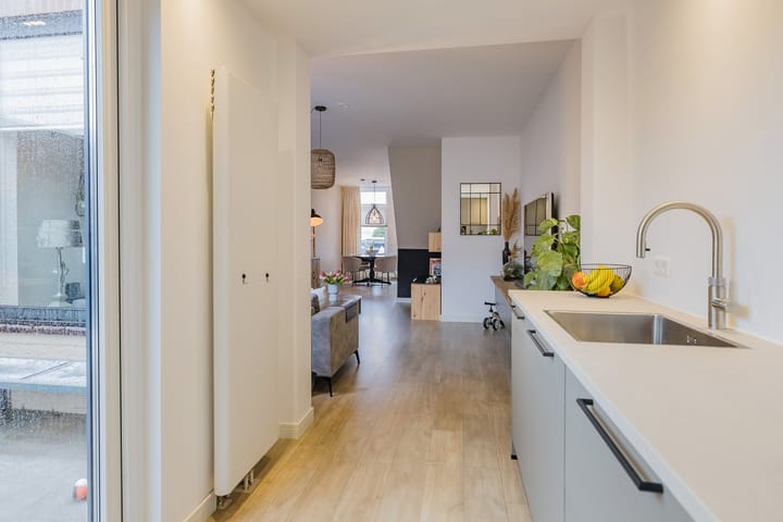 Photo 23 of IJmuiderstraatweg 65