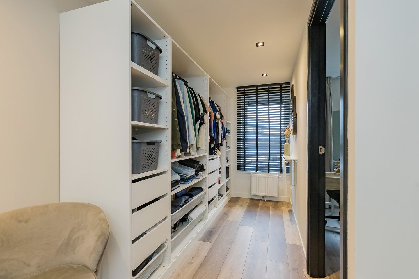 Foto 29 van IJmuiderstraatweg 65