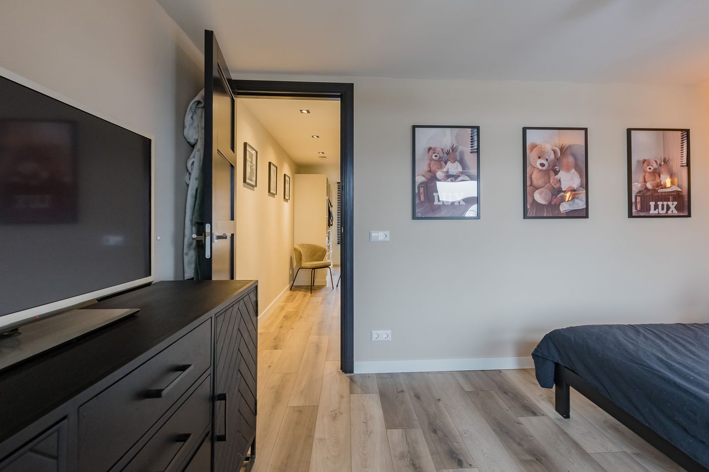 Foto 40 van IJmuiderstraatweg 65