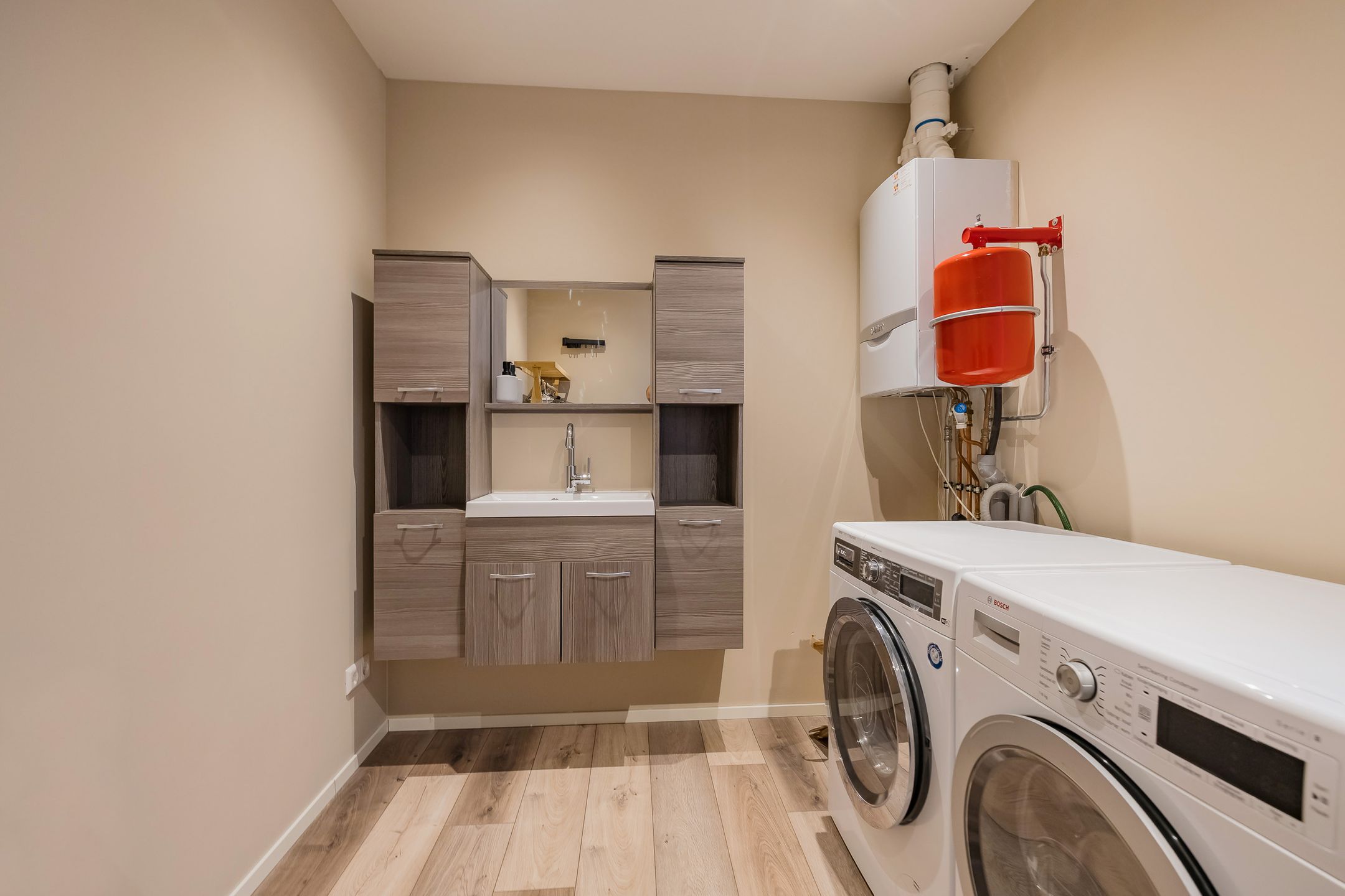 Foto 51 van IJmuiderstraatweg 65