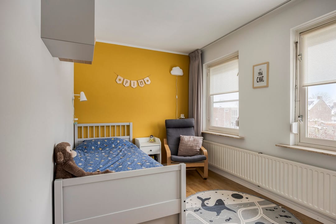 Photo 16 of Dokter Luijckxstraat 9