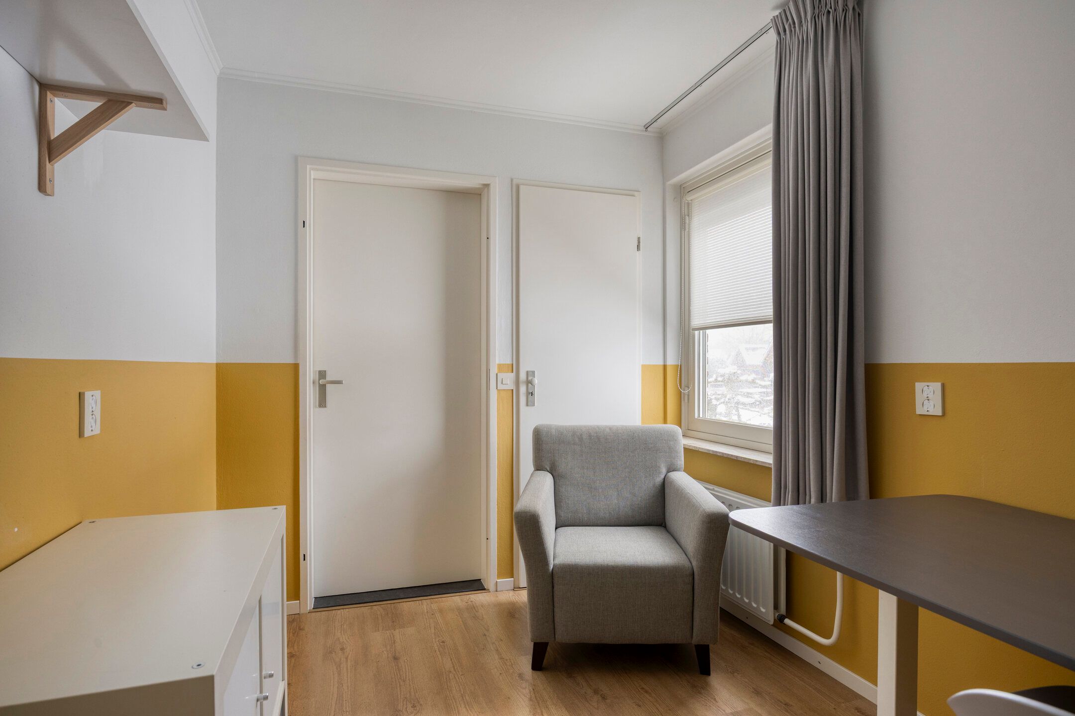 Photo 18 of Dokter Luijckxstraat 9