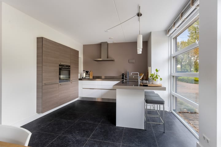 Photo 17 of Hoogveen 86