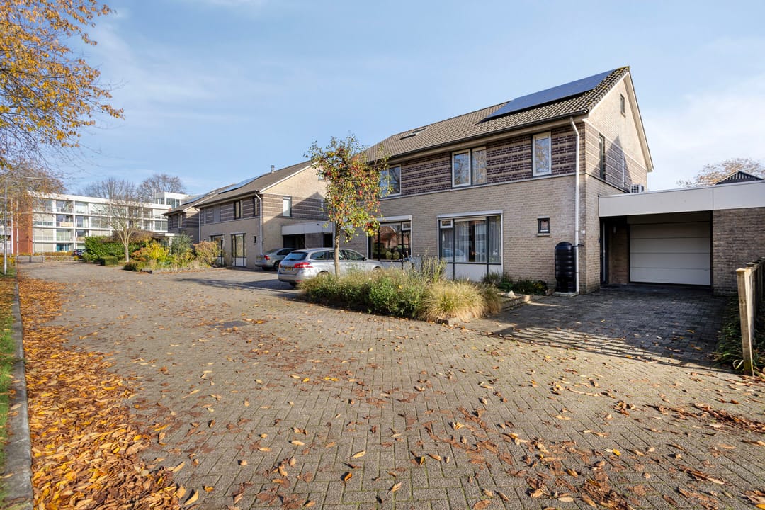 Photo 41 of Johannes Poststraat 43