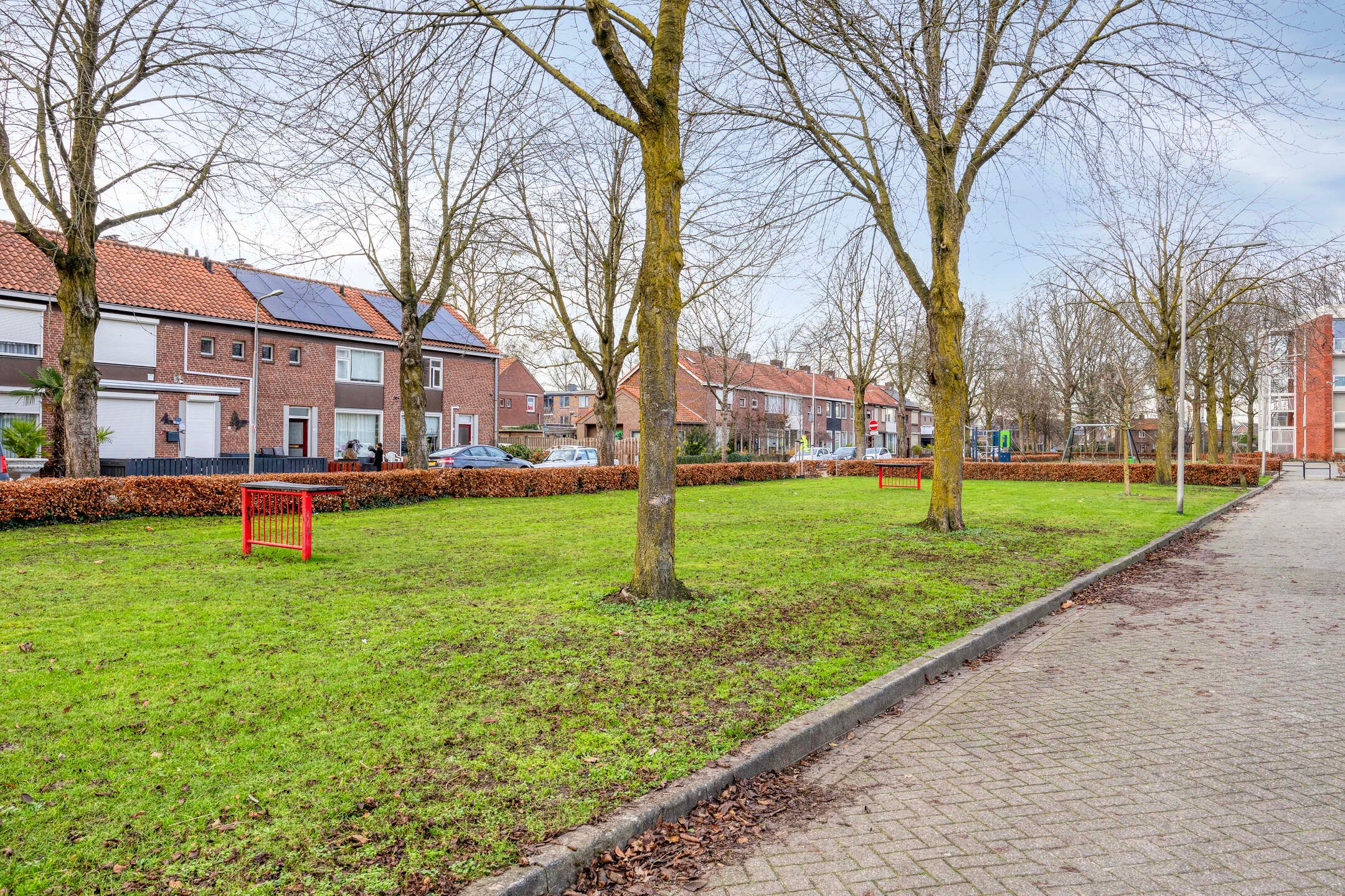 Photo 42 of Johannes Poststraat 43