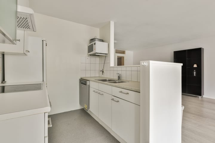 Foto 10 van Valkenburgerstraat 127