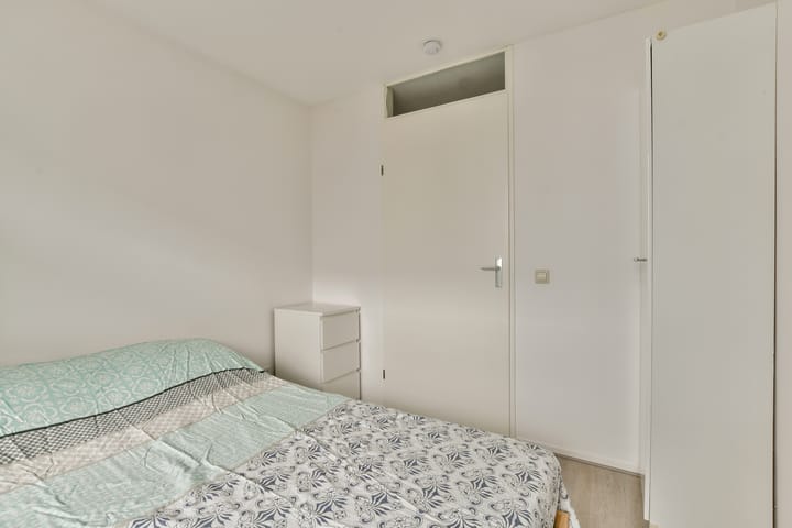 Foto 21 van Valkenburgerstraat 127