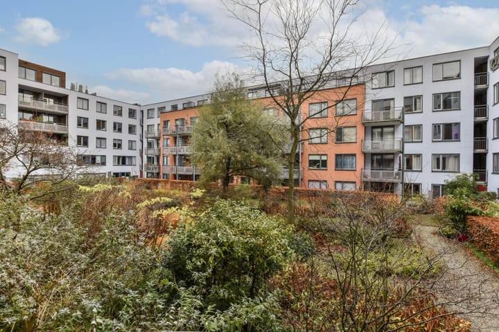 Foto 22 van Valkenburgerstraat 127