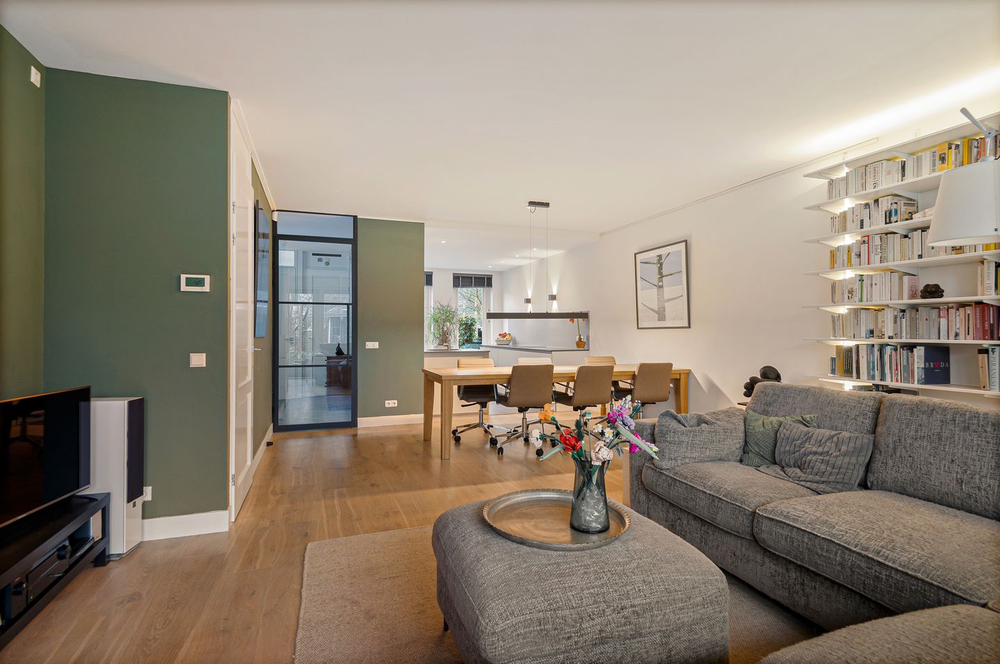 Photo 10 of Moermond 23