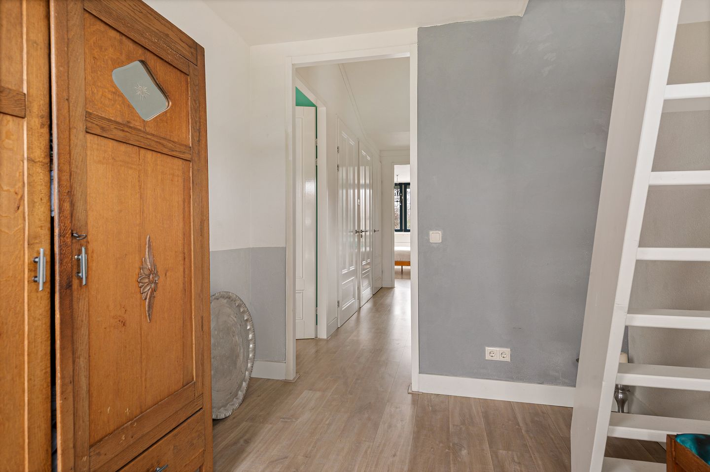 Photo 34 of Moermond 23