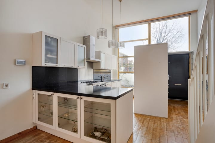 Foto 4 van Frederikstraat 57