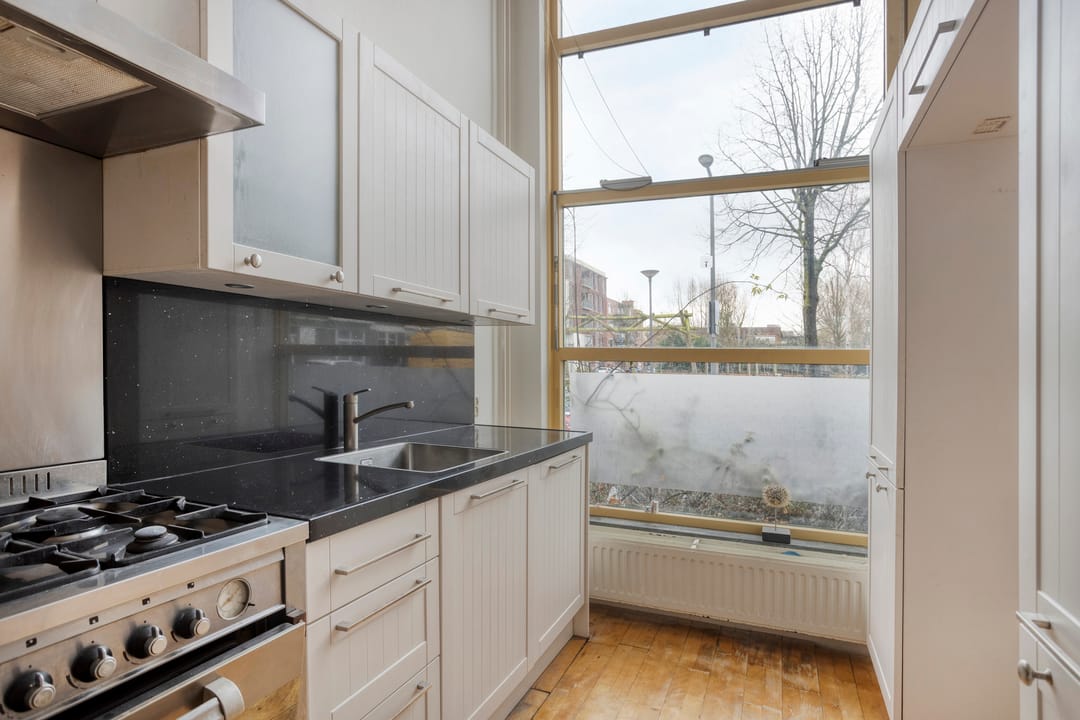 Foto 8 van Frederikstraat 57