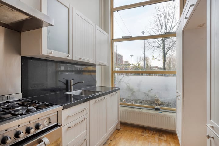 Foto 8 van Frederikstraat 57