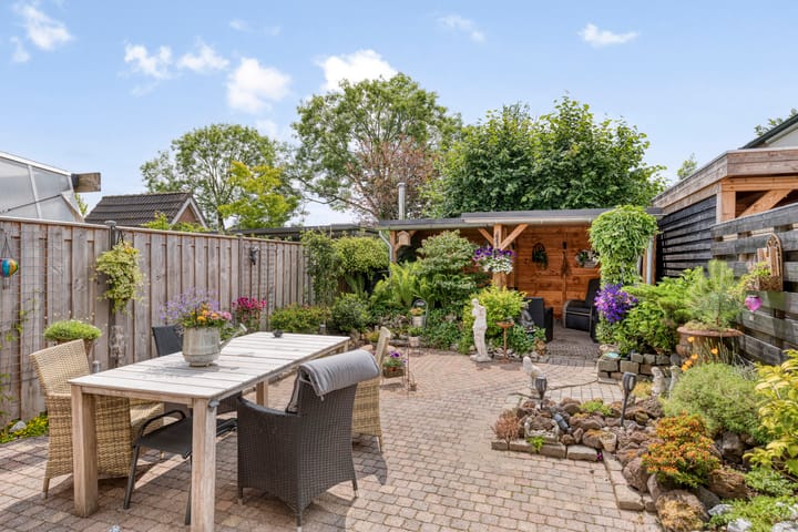 Foto 30 van Meidoornstraat 11